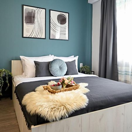 Old Town Charm - Modern & Comfortable Accommodation In The Heart Of The City Bucureşti Exterior foto