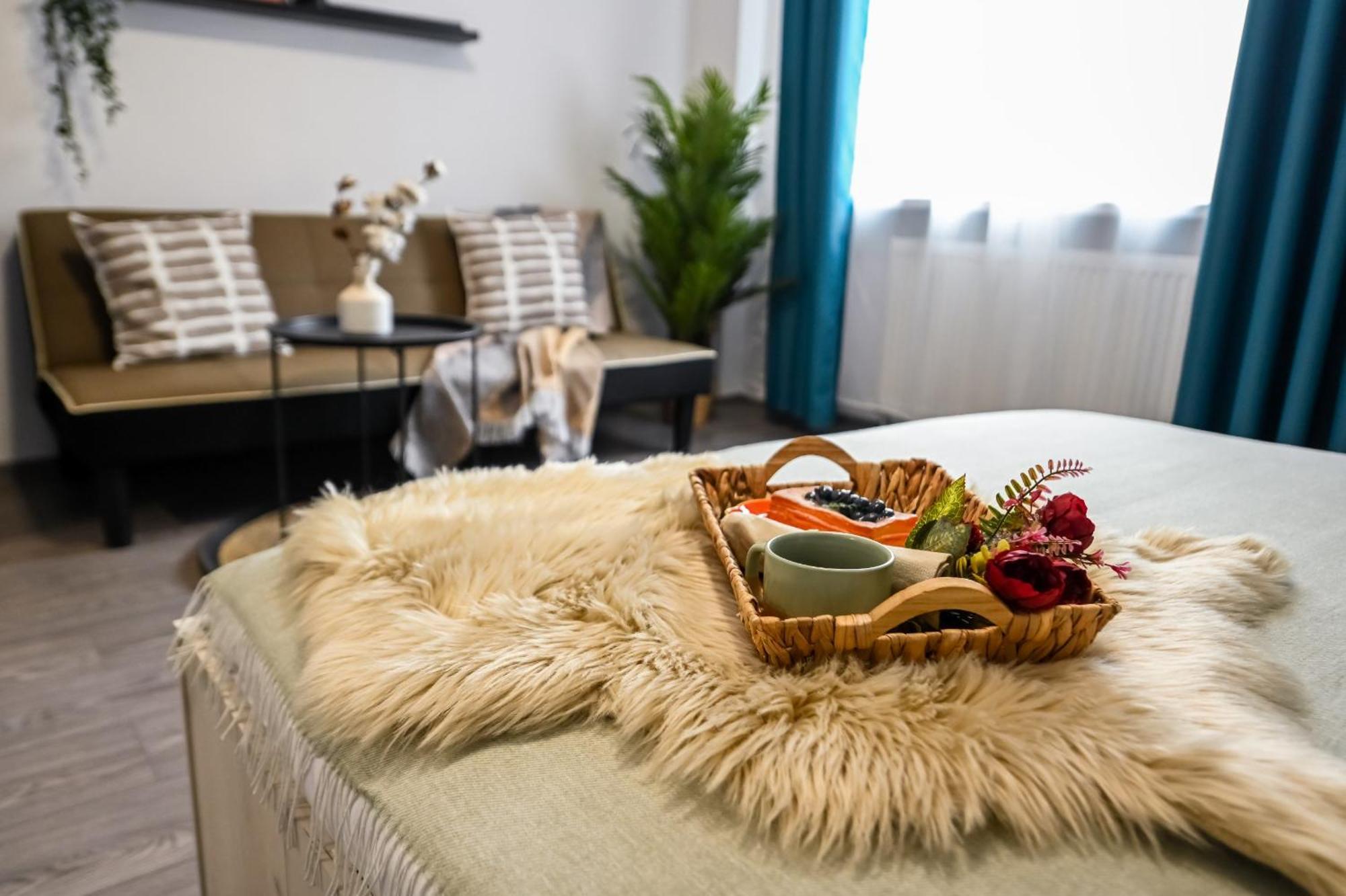 Old Town Charm - Modern & Comfortable Accommodation In The Heart Of The City Bucureşti Exterior foto