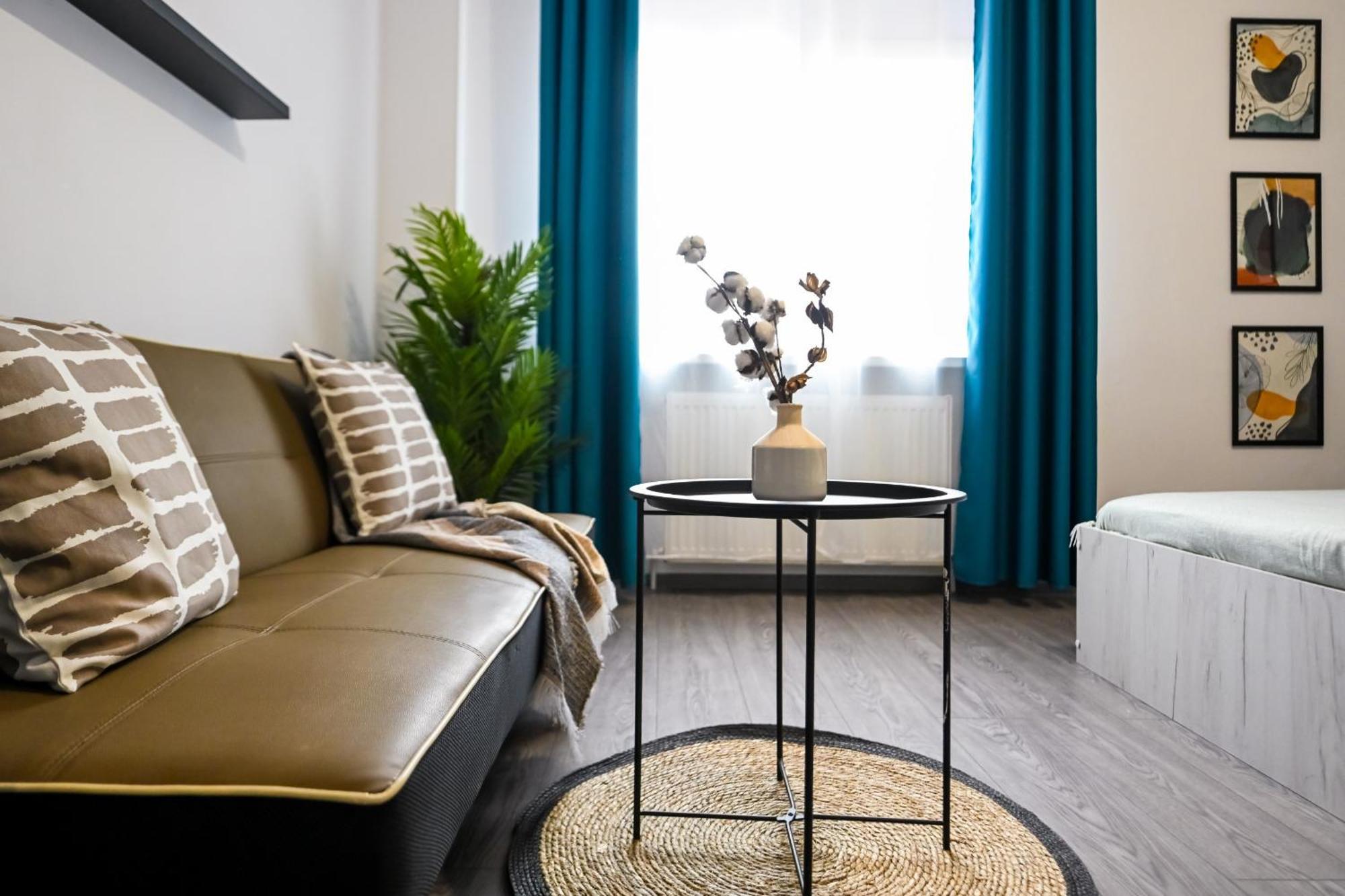 Old Town Charm - Modern & Comfortable Accommodation In The Heart Of The City Bucureşti Exterior foto