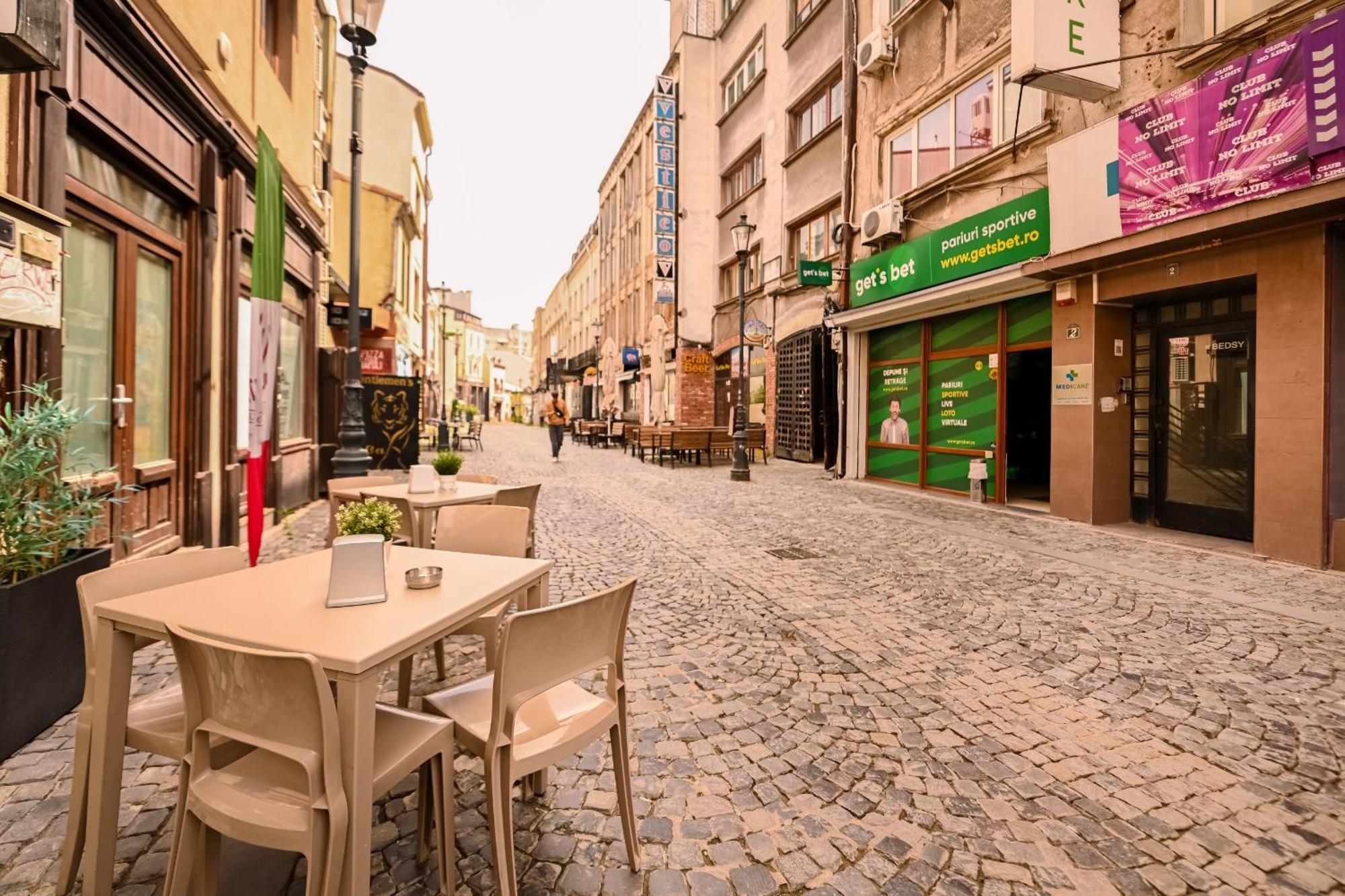 Old Town Charm - Modern & Comfortable Accommodation In The Heart Of The City Bucureşti Exterior foto